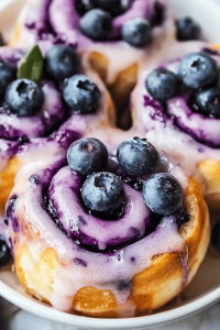 Blueberry Cinnamon Rolls Recepten